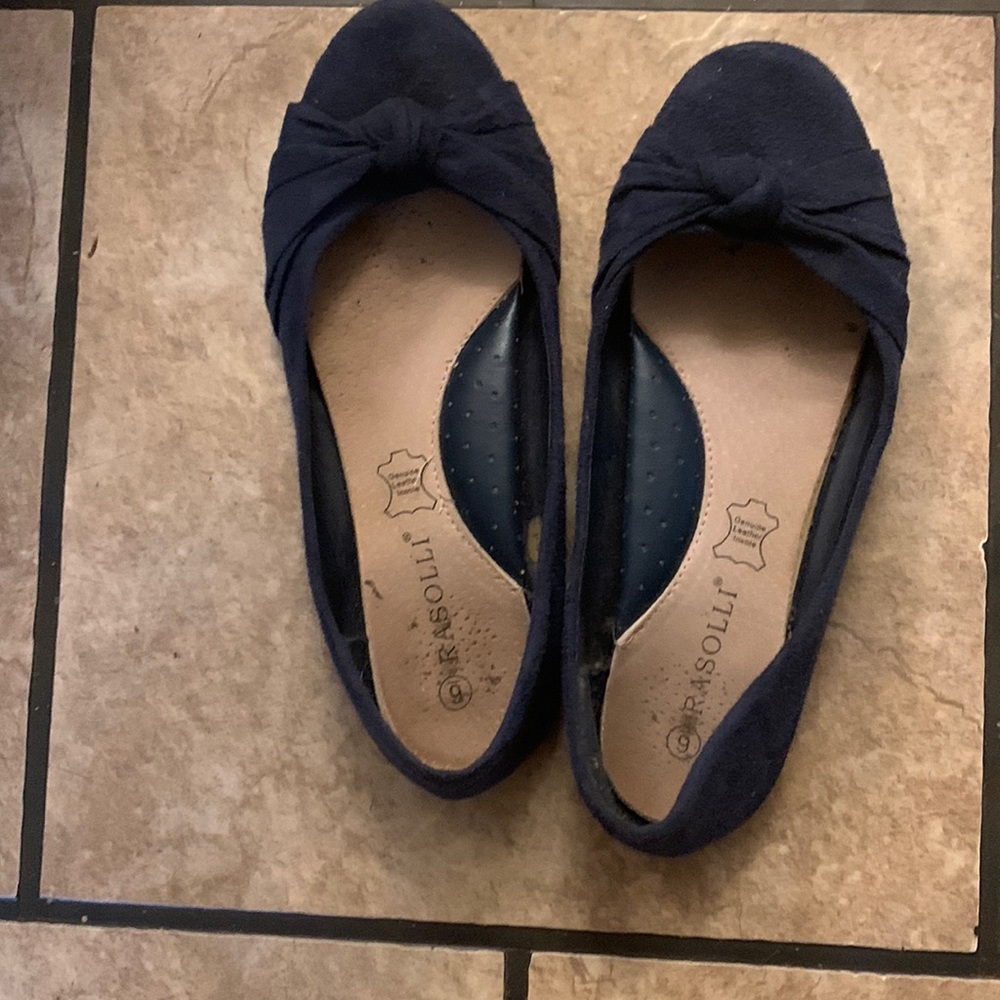 Navy blue Rasolli flats